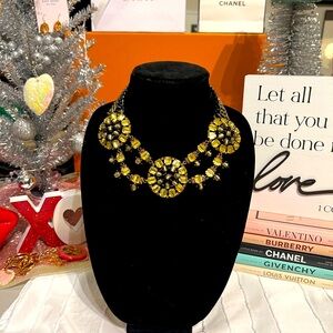 EUC vintage Stella and Dot blended metals with yellow stone necklace.